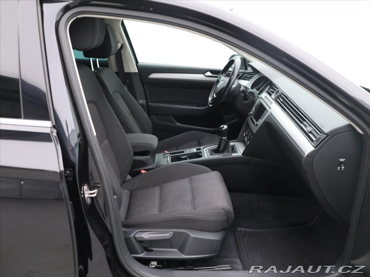 Volkswagen Passat 2,0 TDI 110kW Comfortline 2016