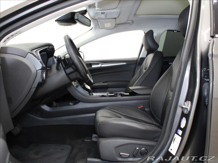 Ford Mondeo 2,0 TDCi 132kW AT Pano. K 2015