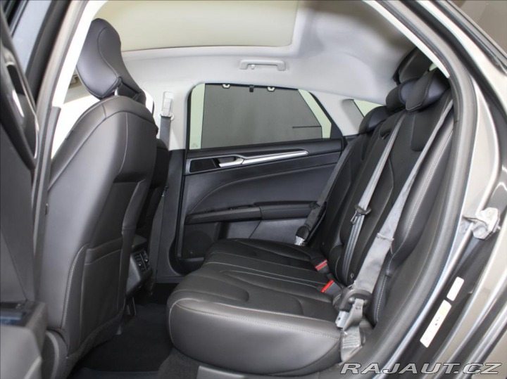 Ford Mondeo 2,0 TDCi 132kW AT Pano. K 2015
