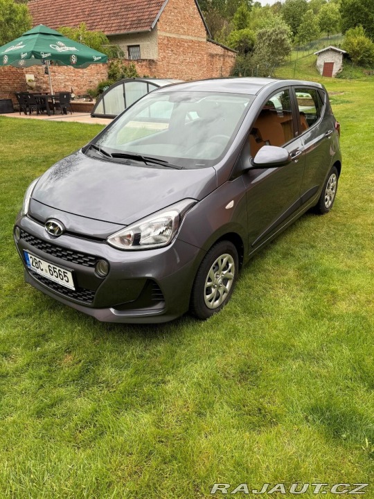 Hyundai i10 1,0 1800