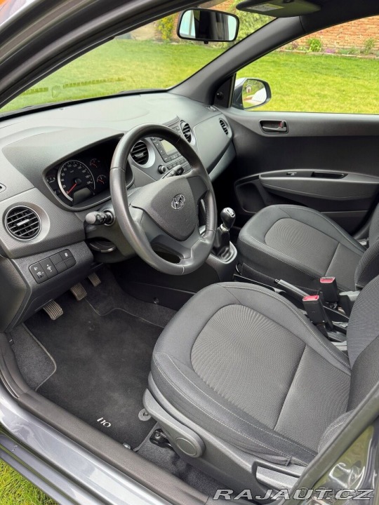 Hyundai i10 1,0 1800