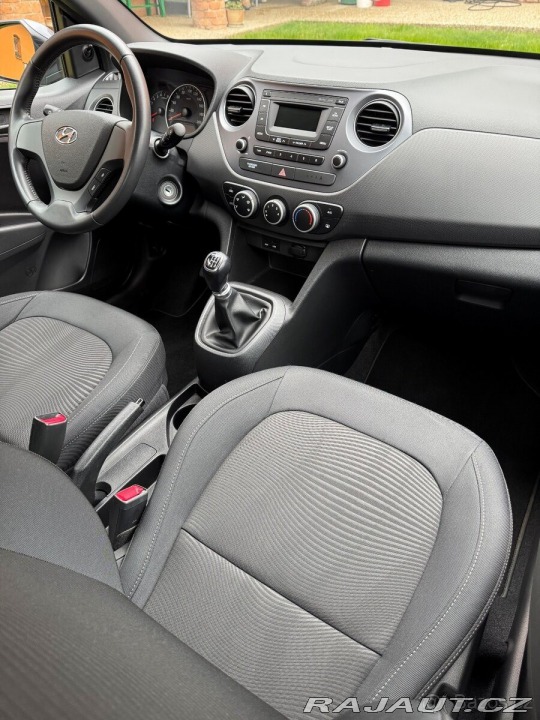 Hyundai i10 1,0 1800