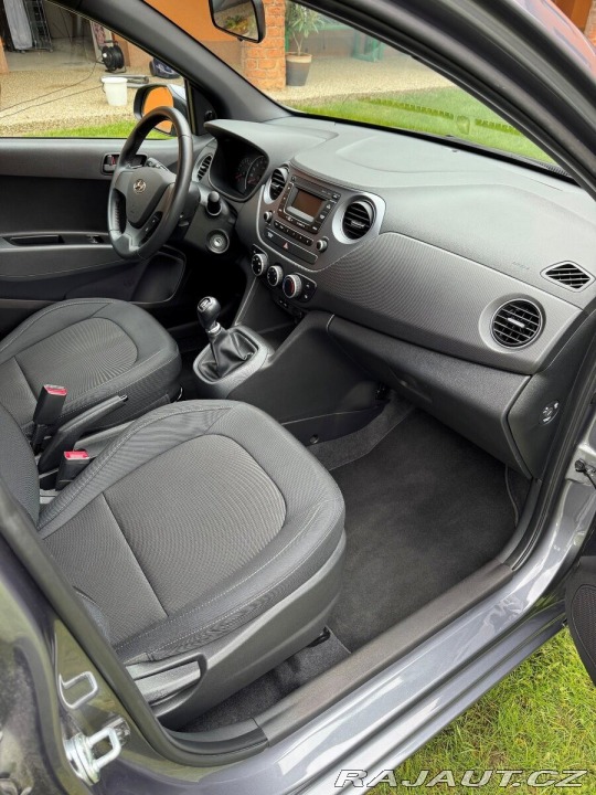 Hyundai i10 1,0 1800