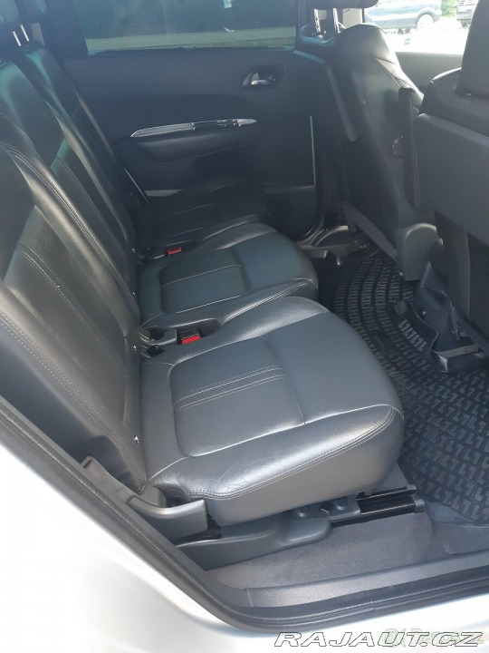 Peugeot 5008 1,6 2010