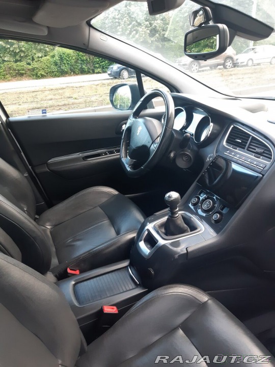 Peugeot 5008 1,6 2010