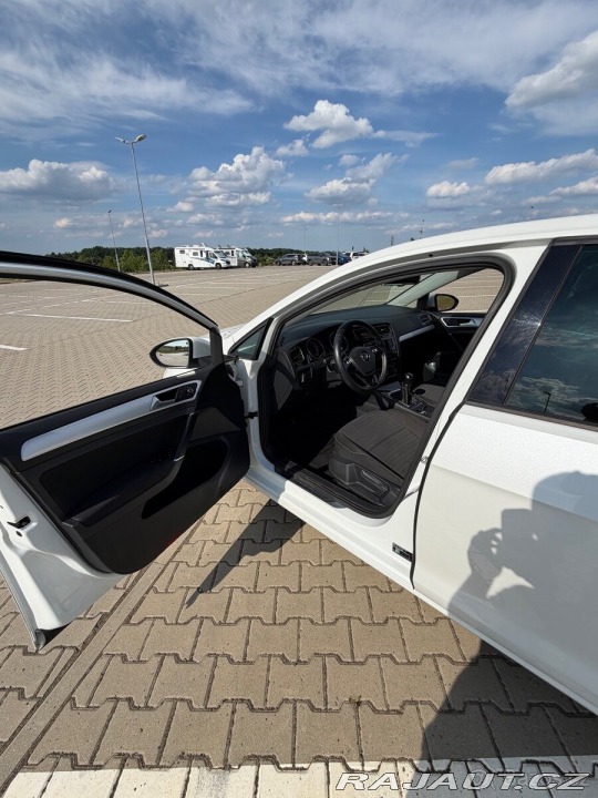 Volkswagen Golf 1,4   2014 tsi 92kw 2014
