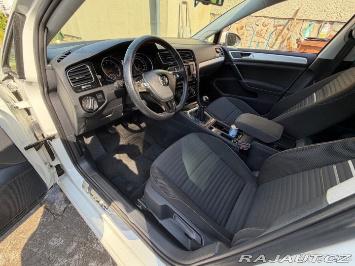 Volkswagen Golf 1,4   2014 tsi 92kw 2014