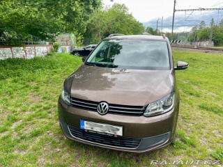 Volkswagen Touran 1,4   7 místný, automat, 2014