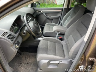 Volkswagen Touran 1,4   7 místný, automat, 2014