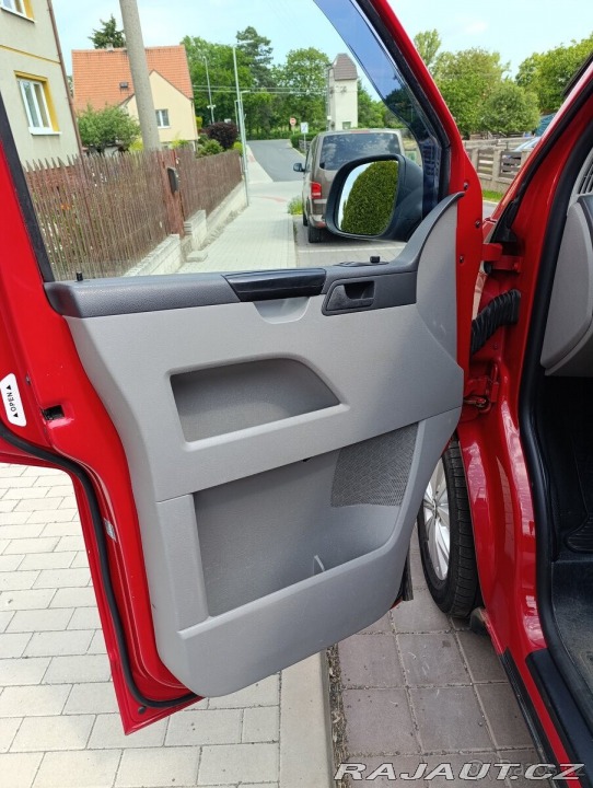 Volkswagen Transporter 2,0   T5.1 LONG 2.0TDI 10 2010