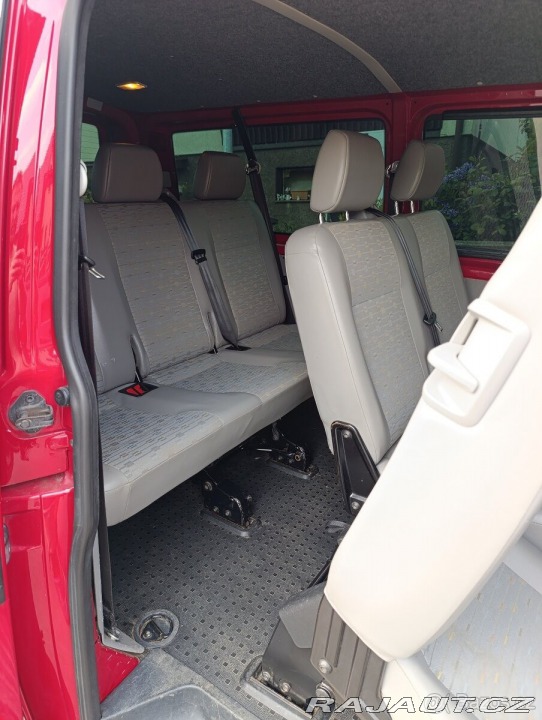 Volkswagen Transporter 2,0   T5.1 LONG 2.0TDI 10 2010