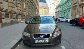 Volvo V70 2,4   D5, 2013, po STK