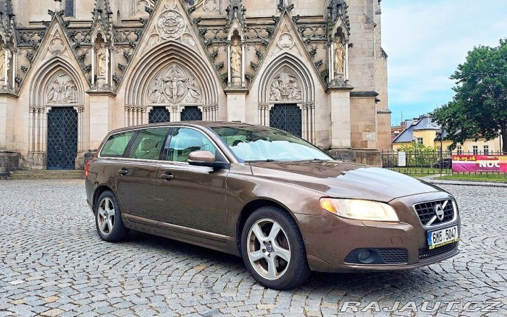 Volvo V70 2,4   D5, 2013, po STK 2013