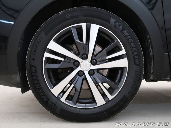 Peugeot 5008 1.2PT,CZ,1Maj,ALLURE,MAN6 2024