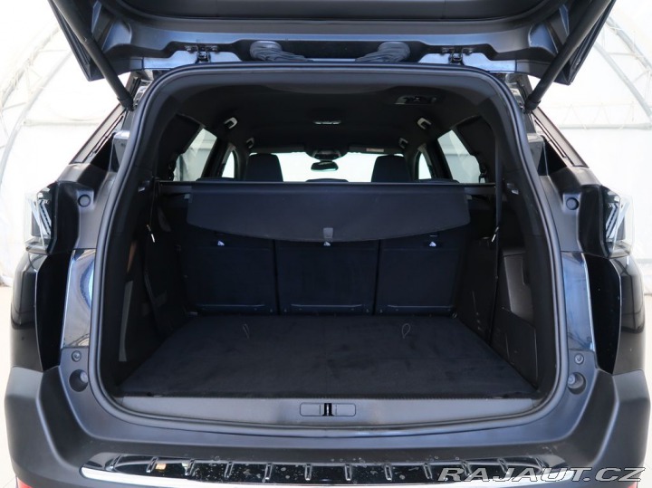 Peugeot 5008 1.2PT,CZ,1Maj,ALLURE,MAN6 2024