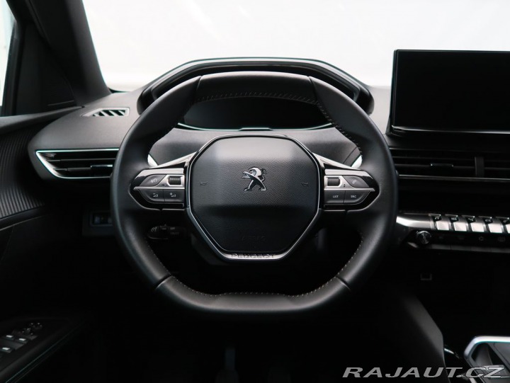 Peugeot 5008 1.2PT,CZ,1Maj,ALLURE,MAN6 2024