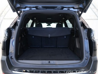 Peugeot 5008 1.2PT,CZ,1Maj,ALLURE,MAN6 2024
