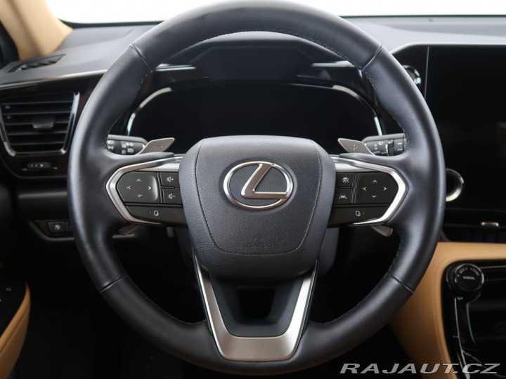 Lexus Ostatní modely +2.5PHEV,Plug-In,CZ,4x4 2024