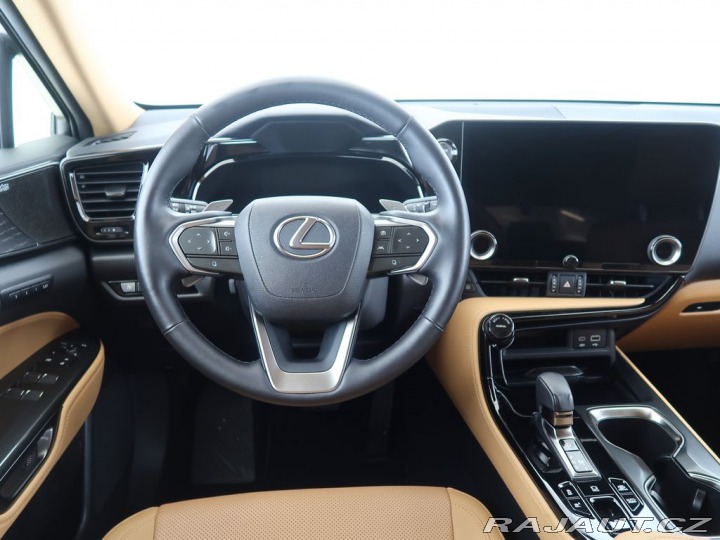 Lexus Ostatní modely +2.5PHEV,Plug-In,CZ,4x4 2024