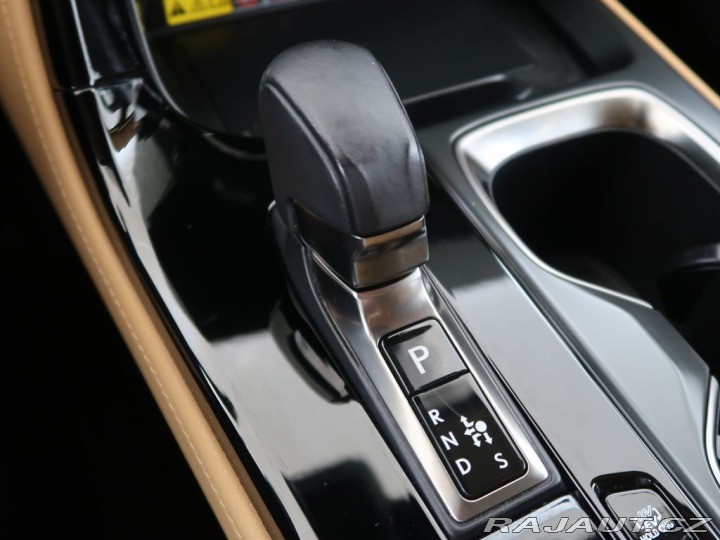 Lexus Ostatní modely +2.5PHEV,Plug-In,CZ,4x4 2024