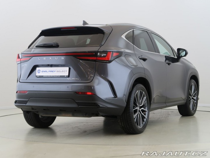 Lexus Ostatní modely 2.5PHEV,Plug-In,CZ,4x4,Lu 2024