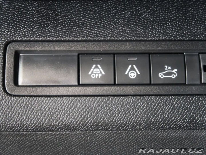 Peugeot 3008 1.2PureTech,96kW,AT,GT-li 2023