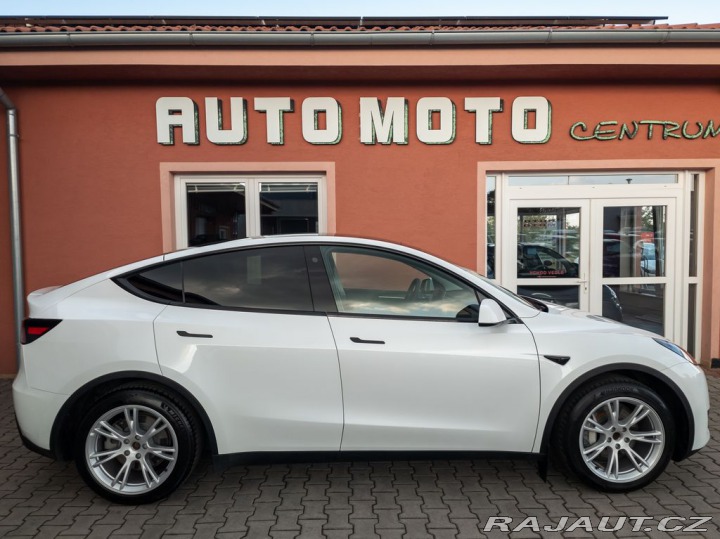 Tesla Model Y Standard Plus RWD 220kW S 2023