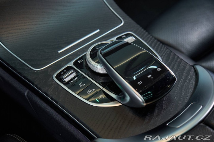 Mercedes-Benz C Kombi  300 d A/T 4MATIC 2019