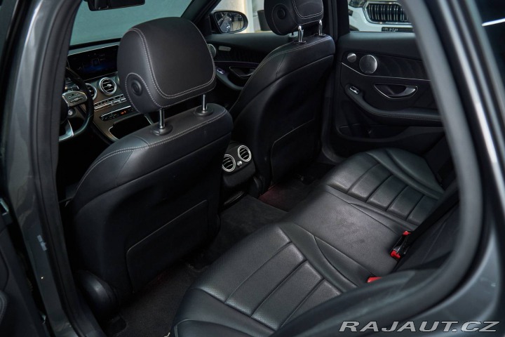 Mercedes-Benz C Kombi  300 d A/T 4MATIC 2019