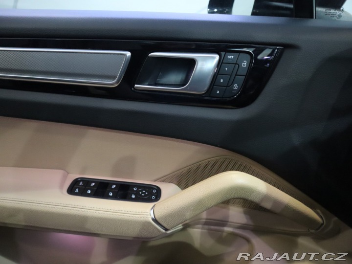 Porsche Cayenne Coupé Platinum 2022