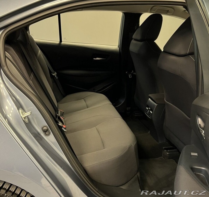 Toyota Corolla 1,5i AT COMFORT TECH 2023