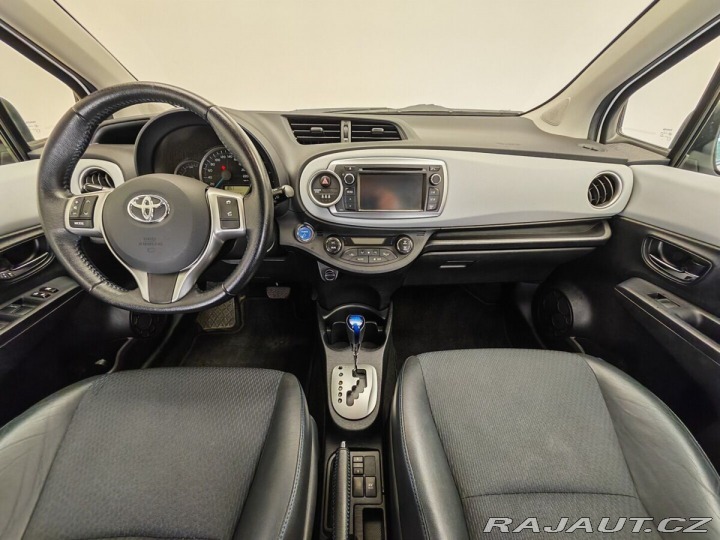 Toyota Yaris 1.5  Hybrid Style 2013