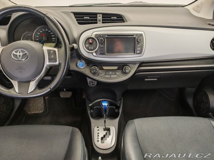 Toyota Yaris 1.5  Hybrid Style 2013