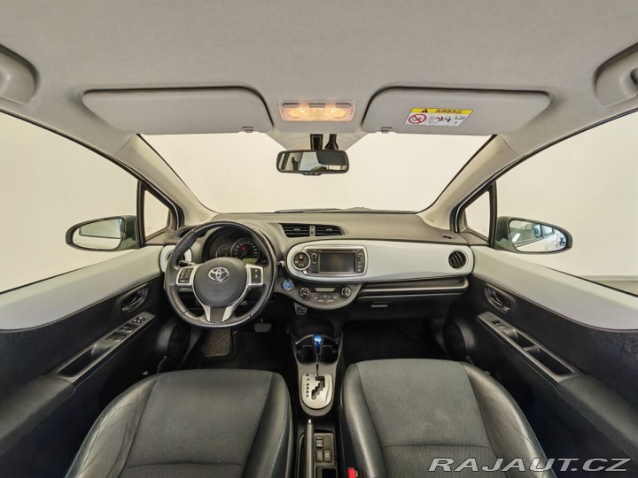 Toyota Yaris 1.5  Hybrid Style 2013
