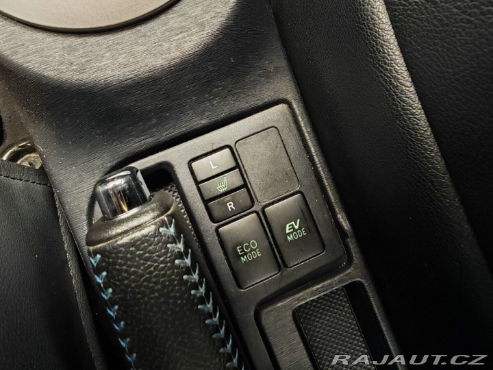 Toyota Yaris 1.5  Hybrid Style 2013