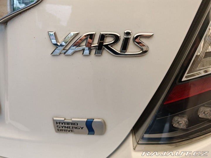 Toyota Yaris 1.5  Hybrid Style 2013