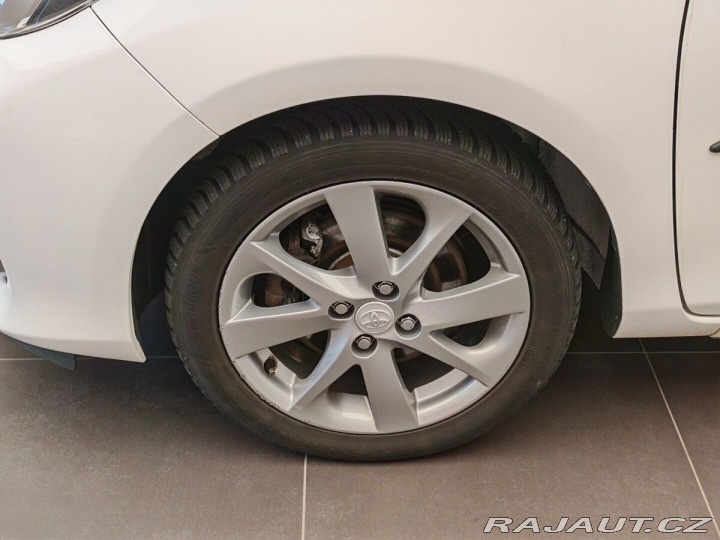 Toyota Yaris 1.5  Hybrid Style 2013