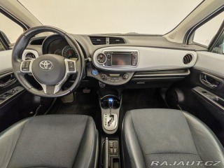 Toyota Yaris 1.5  Hybrid Style 2013