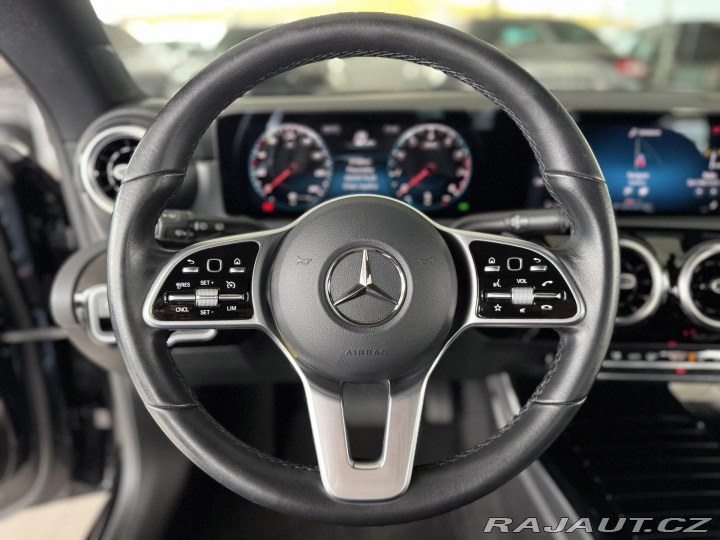 Mercedes-Benz CLA 180 AUT*100kW*Virtual*LED 2021