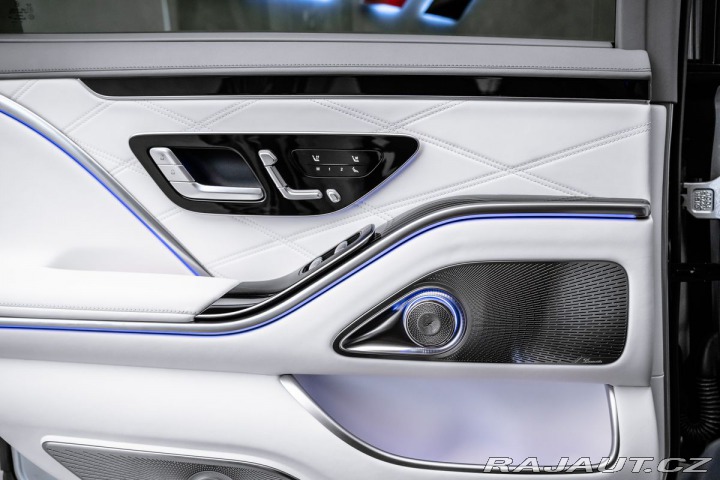 Mercedes-Benz S Maybach Manufaktur 2023