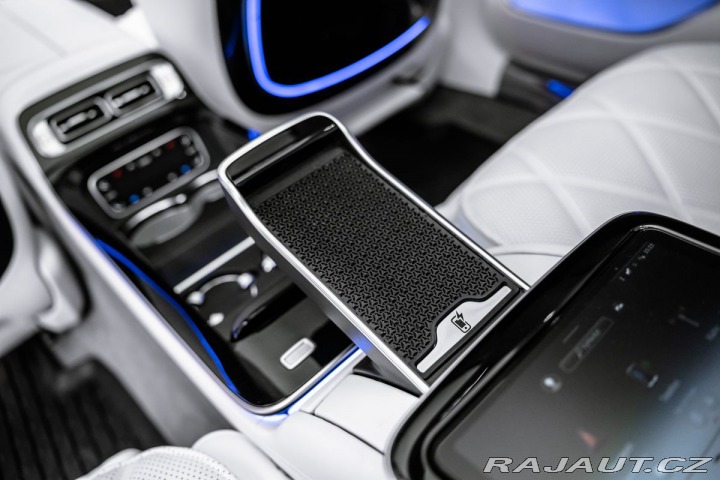 Mercedes-Benz S Maybach Manufaktur 2023