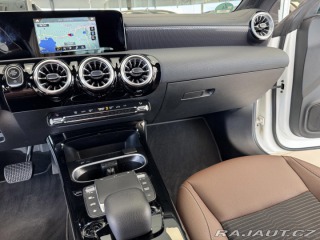 Mercedes-Benz CLA 200d 4Matic*LED*Kůže*Tažn 2023