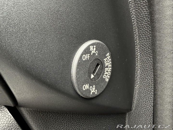Mini Cooper 1,5i 100kW Alu/Navi REZER 2014