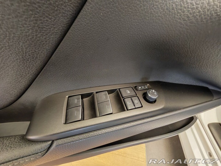 Toyota Camry 2.5 Hybrid Executive 2023
