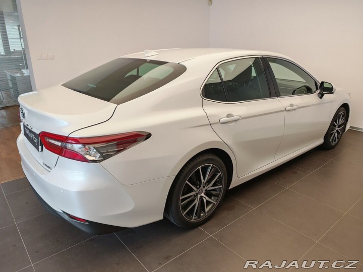 Toyota Camry 2.5 Hybrid Executive 2023