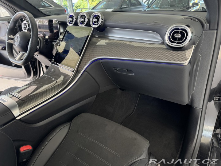 Mercedes-Benz GLC 300d 4MATIC*AMG*REZERVACE 2025