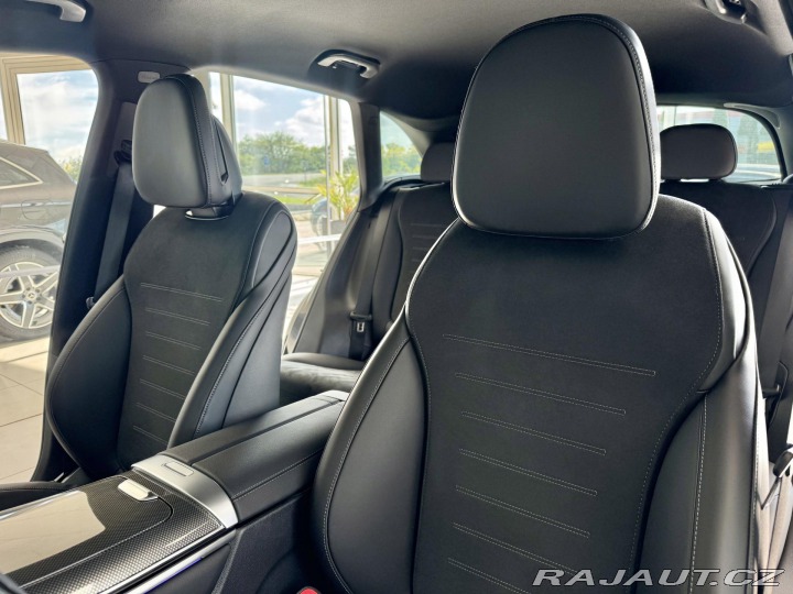 Mercedes-Benz GLC 300d 4MATIC*AMG*198kW*Taž 2025