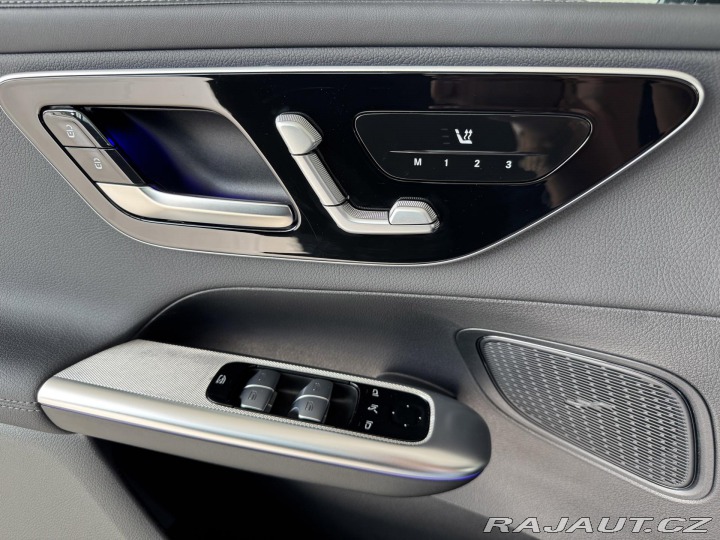 Mercedes-Benz GLC 300d 4MATIC*AMG*REZERVACE 2025