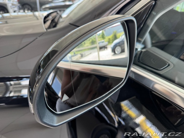 Mercedes-Benz GLC 300d 4MATIC*AMG*REZERVACE 2025