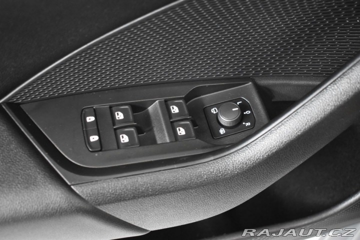Škoda Octavia 2.0TDi*AMBITION*DPH*SERVI 2022